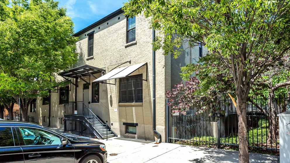 Pierpont Loft Downtown Love cityhomeCOLLECTIVE